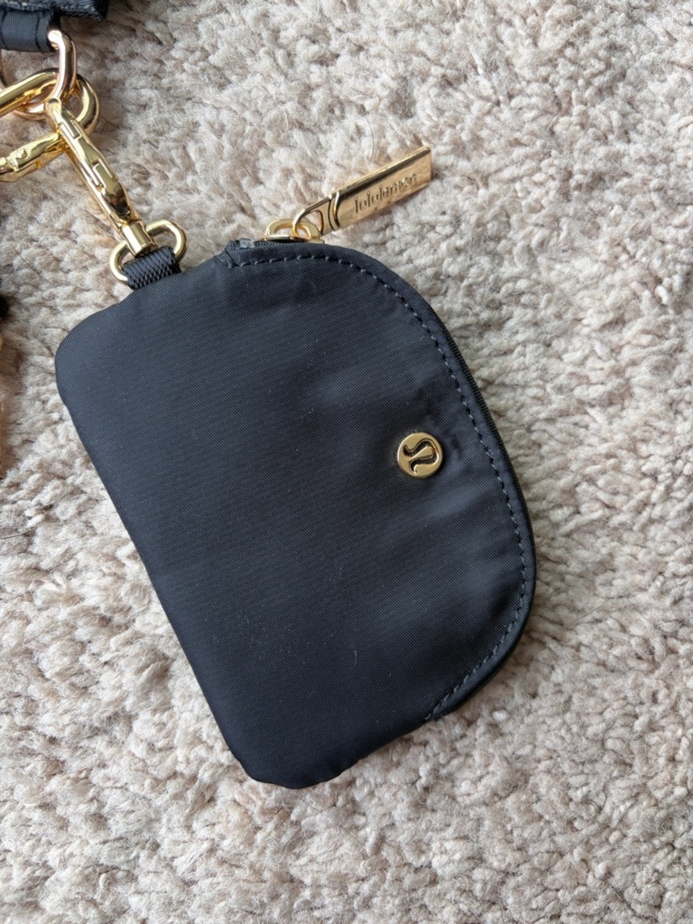 Lululemon Dual Pouch Wristlet
Wordmark | Black Gold White Opal - Picture 3 of 5